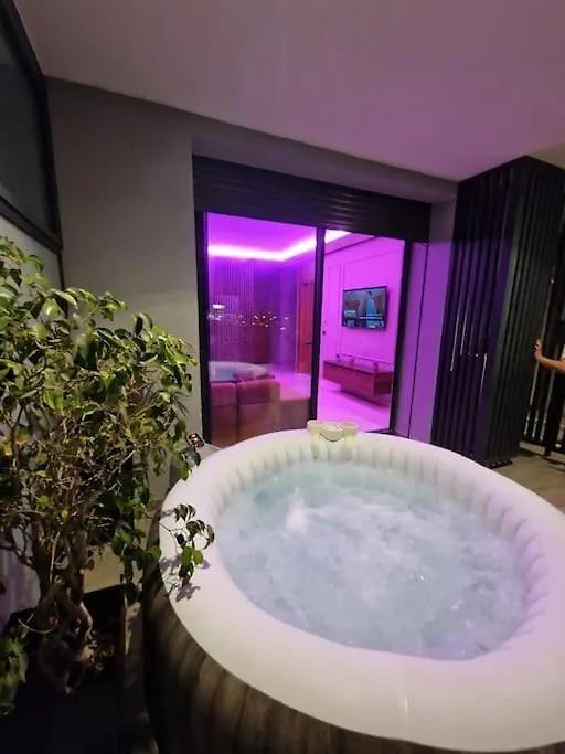 Apartment Luxury Studio With Jacuzzi Casablanca